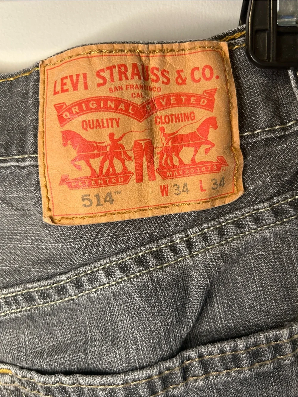 Men's Levi’s 514 Grey Black Washed Straight-Leg Jeans EUC 34 x 34